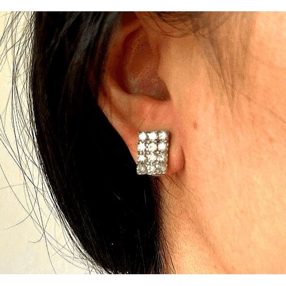 sparkly vtg 80s unmarked glam rhinestone rectangle pierced earrings small stud - Picture 2 of 7